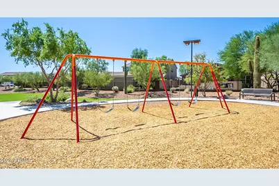 2916 W Brilliant Sky Drive, Phoenix, AZ 85085 - Photo 38