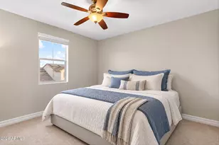 2916 W Brilliant Sky Dr, Phoenix, AZ 85085 - Photo 30