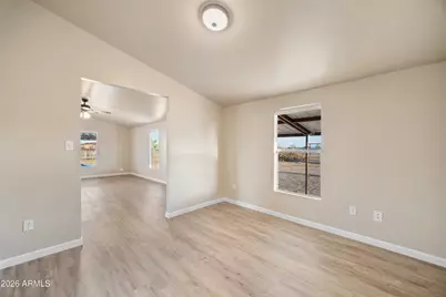 40514 N 251st Avenue, Morristown, AZ 85342 - Photo 18