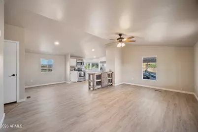 40514 N 251st Avenue, Morristown, AZ 85342 - Photo 16