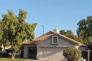 2325 E Lakecrest Dr, Gilbert, AZ 85234 - Photo 1