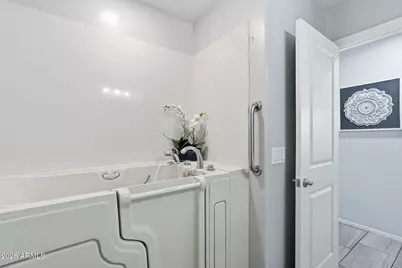 11679 N 165th Lane, Surprise, AZ 85388 - Photo 18