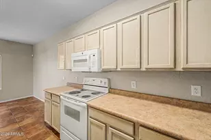 1351 N Pleasant Dr, Chandler, AZ 85225 - Photo 8