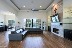 2814 W Jordon Ln, Phoenix, AZ 85086 - Photo 4