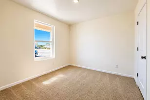 8980 W Raven Dr, Arizona City, AZ 85123 - Photo 8