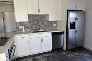 3948 E Earll Dr, Phoenix, AZ 85018 - Photo 16