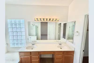 13896 W Wilshire Drive, Goodyear, AZ 85395 - Photo 14