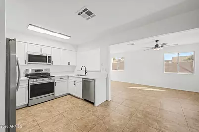 515 W Greentree Drive, Chandler, AZ 85225 - Photo 12
