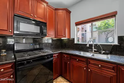 5350 E Deer Valley Drive #1252, Phoenix, AZ 85054 - Photo 8