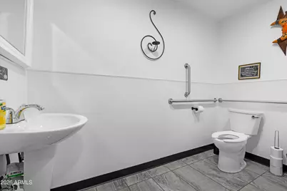 4105 S Central Avenue, Phoenix, AZ 85040 - Photo 30