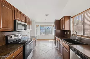 18807 N 50th Ave, Glendale, AZ 85308 - Photo 4