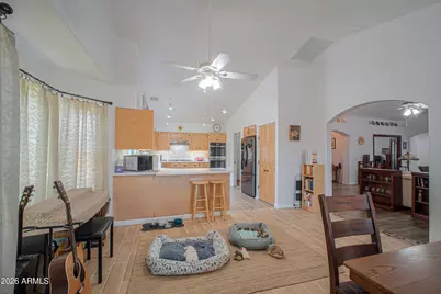 216 E Pebble Court, Casa Grande, AZ 85122 - Photo 14
