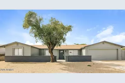 4512 N 81st Drive, Phoenix, AZ 85033 - Photo 1