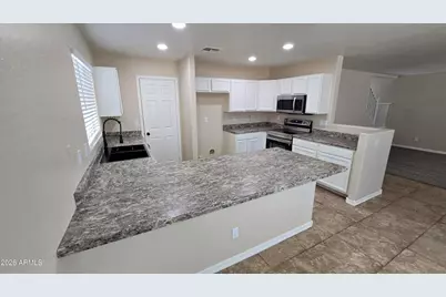 11443 W McCaslin Rose Lane, Surprise, AZ 85378 - Photo 2