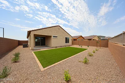 7106 W Hedge Hog Place, Peoria, AZ 85383 - Photo 18