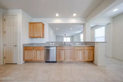 7106 W Hedge Hog Place, Peoria, AZ 85383 - Photo 4