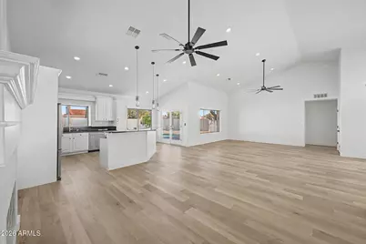 13253 S 35th Court, Phoenix, AZ 85044 - Photo 8