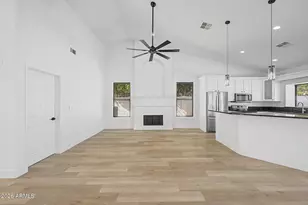 13253 S 35th Ct, Phoenix, AZ 85044 - Photo 12