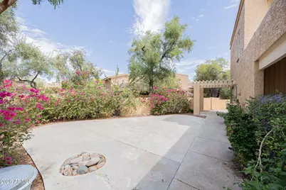 10407 N 10th Place #1, Phoenix, AZ 85020 - Photo 24