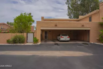 10407 N 10th Place #1, Phoenix, AZ 85020 - Photo 2