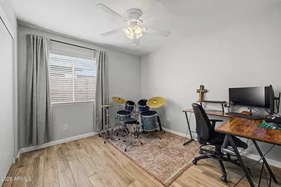 3035 W Covey Lane, Phoenix, AZ 85027 - Photo 24