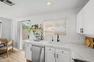 3035 W Covey Ln, Phoenix, AZ 85027 - Photo 12