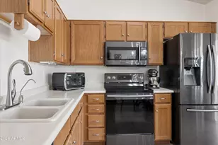 20000 N 108th Ln, Peoria, AZ 85373 - Photo 8