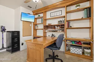 20000 N 108th Ln, Peoria, AZ 85373 - Photo 16