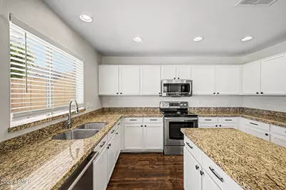 6509 W Red Fox Road, Phoenix, AZ 85083 - Photo 18