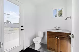3312 E Flower St, Phoenix, AZ 85018 - Photo 24