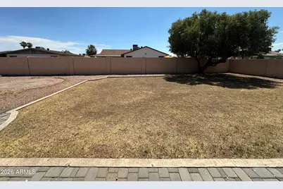 5603 N 69th Lane, Glendale, AZ 85303 - Photo 32