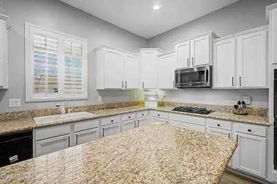 16773 W Apache Street, Goodyear, AZ 85338 - Photo 24