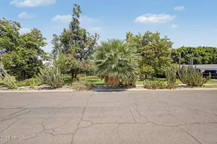 3122 E Monterosa St, Phoenix, AZ 85016 - Photo 1
