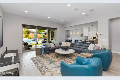 22209 N 30th Place, Phoenix, AZ 85050 - Photo 2