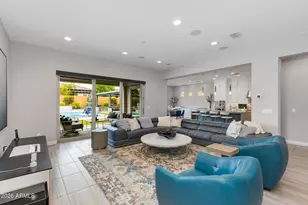 22209 N 30th Pl, Phoenix, AZ 85050 - Photo 2
