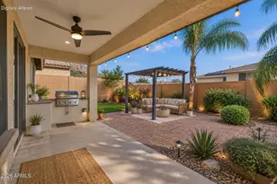 7135 W Desert Mirage Dr, Peoria, AZ 85383 - Photo 2