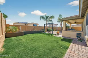 7135 W Desert Mirage Dr, Peoria, AZ 85383 - Photo 28