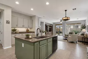 7135 W Desert Mirage Dr, Peoria, AZ 85383 - Photo 8