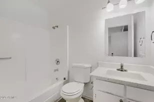 5515 N 72nd Ave, Glendale, AZ 85303 - Photo 22