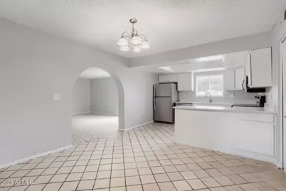 5515 N 72nd Avenue, Glendale, AZ 85303 - Photo 12