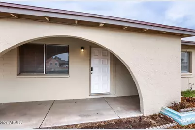 5515 N 72nd Avenue, Glendale, AZ 85303 - Photo 2