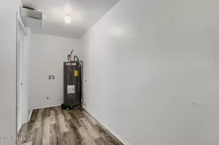 5515 N 72nd Ave, Glendale, AZ 85303 - Photo 26
