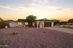 1703 E Laguna Dr, Tempe, AZ 85282 - Photo 46