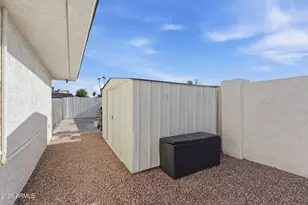 1703 E Laguna Dr, Tempe, AZ 85282 - Photo 44