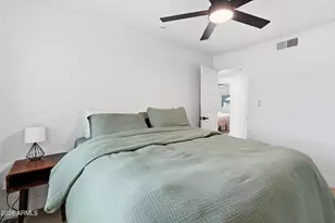 1703 E Laguna Dr, Tempe, AZ 85282 - Photo 26