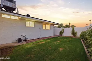 1703 E Laguna Dr, Tempe, AZ 85282 - Photo 52