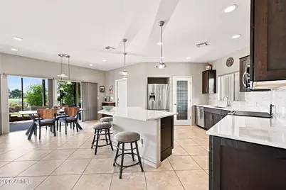 11005 W Welk Drive, Sun City, AZ 85373 - Photo 16