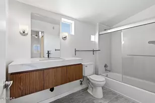 1111 W University Dr, Tempe, AZ 85281 - Photo 20