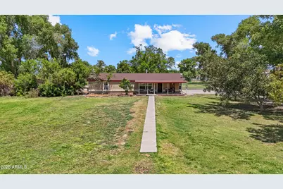 18004 W Yuma Road, Goodyear, AZ 85338 - Photo 1