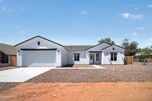 34572 N Camino Largo, San Tan Valley, AZ 85140 - Photo 1